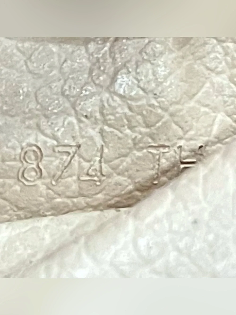 Louis Vuitton bag - Picture 4 of 11